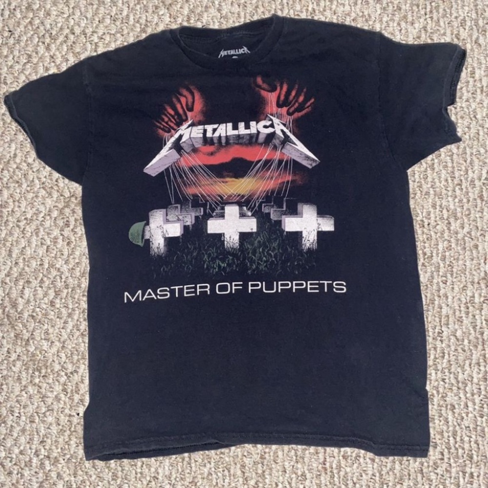 - Metallica 
-M
- Authentic
- Vintage
- Grailed